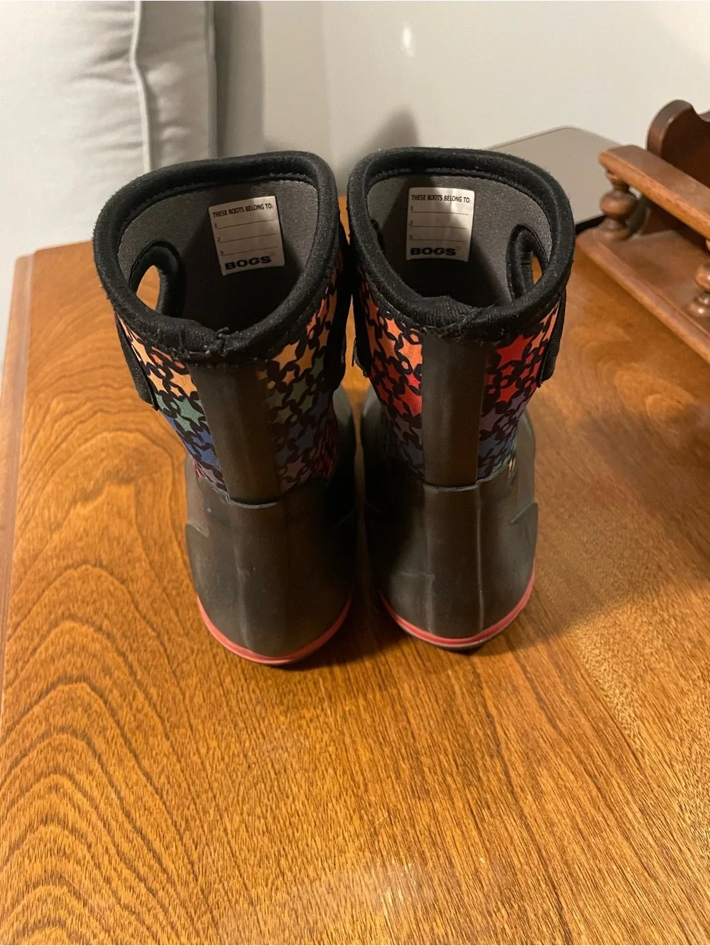 Bogs size 7t
